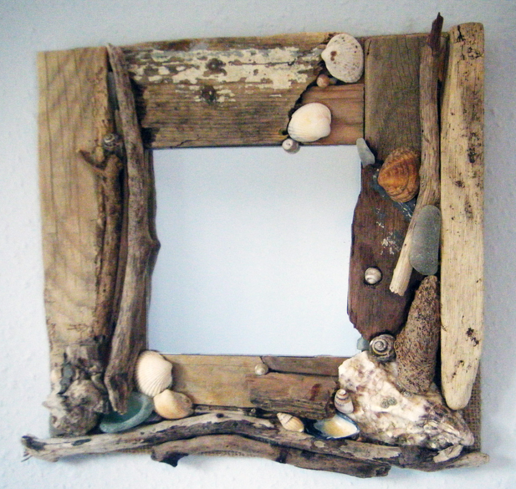 mirror-with-sea-shells